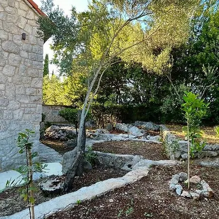 Kuca Za Odmor Krk Nyaraló Krk Town