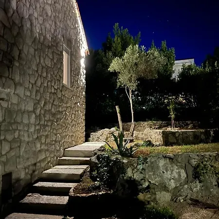 Kuca Za Odmor Krk Feriehus Krk Town