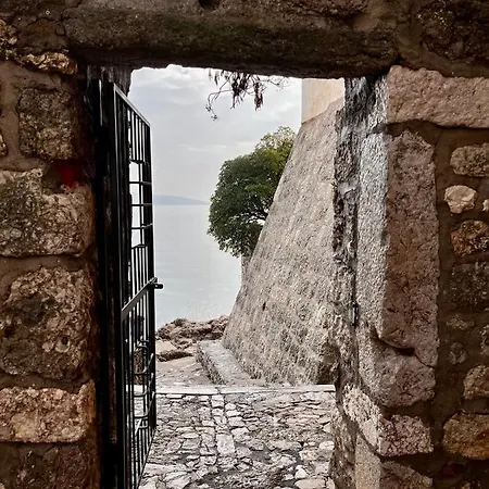Kuca Za Odmor Krk Feriehus Krk Town