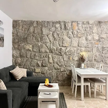 Kuca Za Odmor Krk Holiday home *
